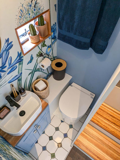 Toilettes à compost Separett Tiny séparées avec réservoir à urine